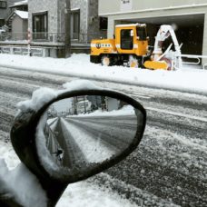 歩道用除雪機　雪国