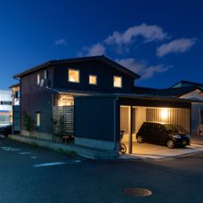 坂井東のまちなか山荘 夕景