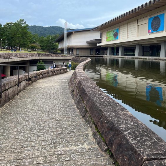 奈良国立博物館